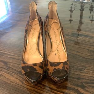 Jessica Simpson 👠